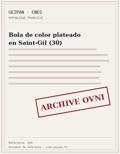 Bola de color plateado en Saint-Gil (30)