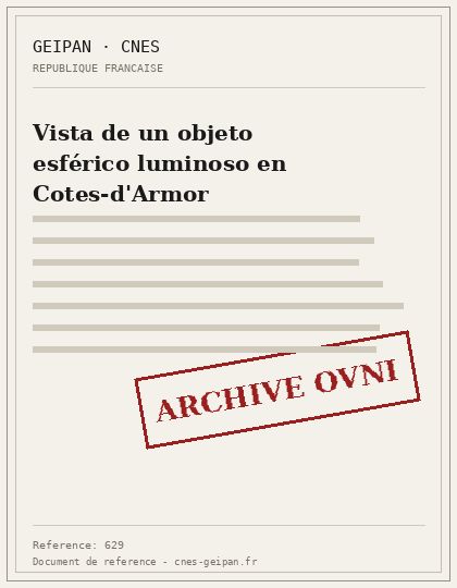 Vista de un objeto esférico luminoso en Cotes-d'Armor
