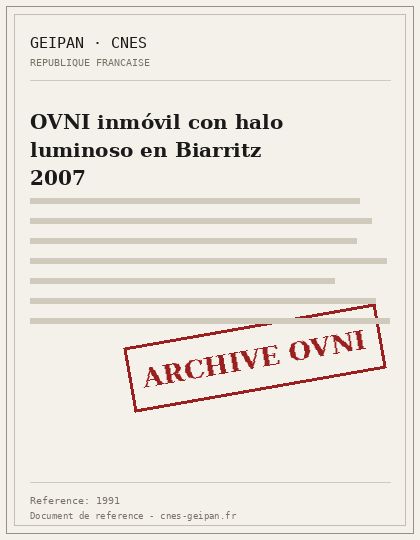 Objeto metálico inmóvil envuelto en luz sobre Biarritz